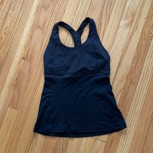 Lululemon black work out top size 4
